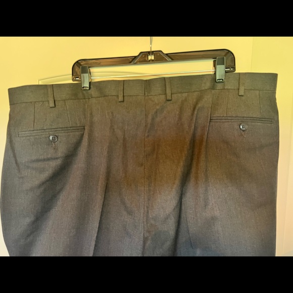 Mens dress pant 46w 32L Van Huesen grey - Picture 4 of 5